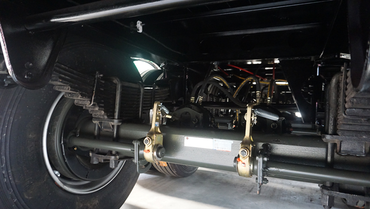 TITAN 3 axle flatbed semi trailer with mechanical suspension