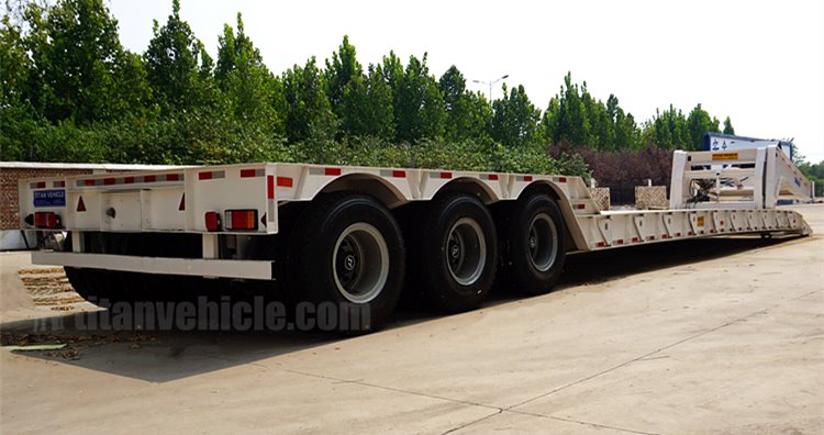 Three Line Six Axle Detachable Gooseneck Lowboy Trailer for Sale in Nigeria